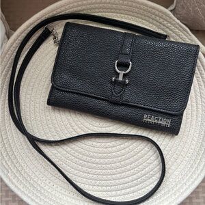 Kenneth Cole Reaction Textured Black Clutch